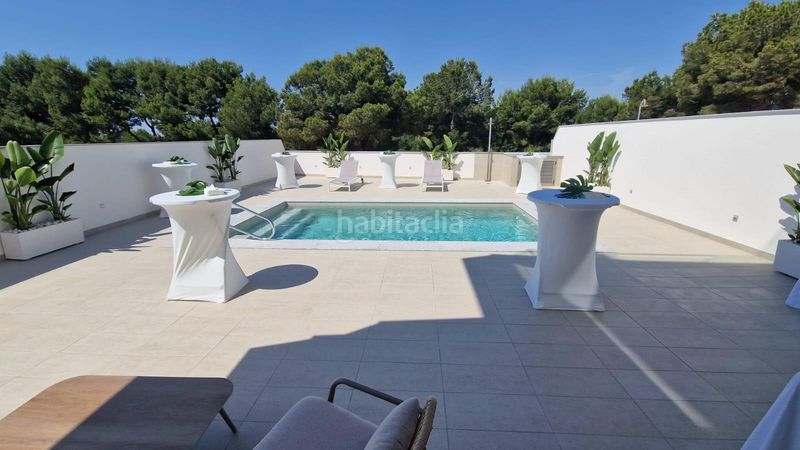 Foto 2c942975-5546-4208-ad22-f7989dc1f68e. Chalet mit parking pool in El Pinar de Campoverde Pilar de la Horadada