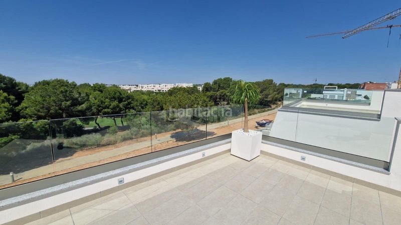Foto 67cfc858-7a94-458d-aeec-310d4024c086. Chalet mit parking pool in El Pinar de Campoverde Pilar de la Horadada