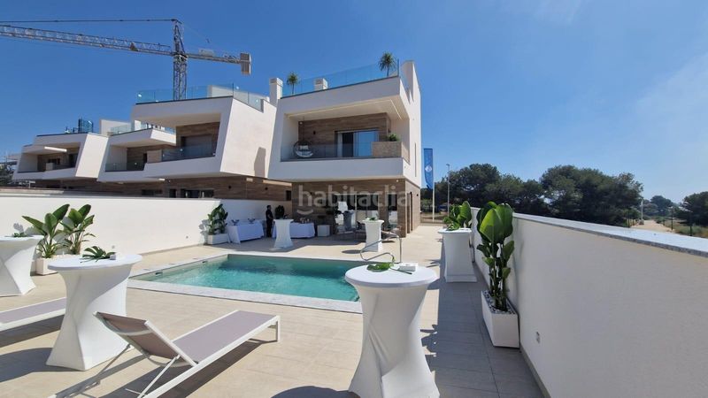 Foto a9174aca-7da1-4895-9b6b-1b6ff13741bb. Chalet mit parking pool in El Pinar de Campoverde Pilar de la Horadada
