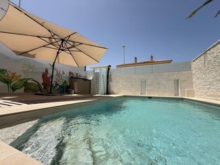 Reihenhaus in Pueblo Latino