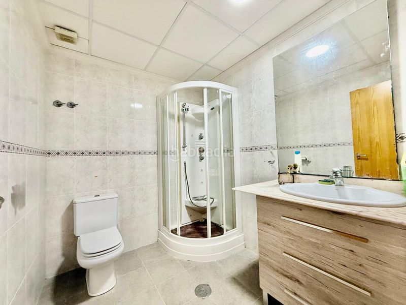 Foto 5741be9c-7c5f-443e-b4e7-b734a35e11d3. Chalet en calle calle luz 60 en Centro Alcázares (Los)