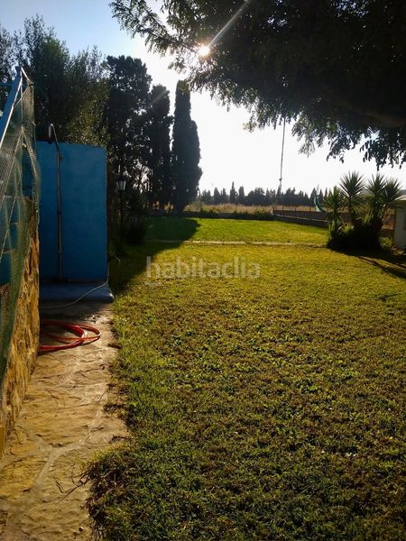 Foto cf21112f-a055-4e5a-89d0-72296b4555ab. Xalet amb xemeneia calefacció aparcament piscina a Vinaròs