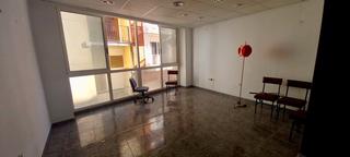 Lloguer Local Comercial a Casco Urbano. Entresuelo en alquiler