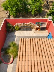 Chalet  Carrer de les salines. Chalet de 210m² con piscina, solárium y doble garaje en la costa