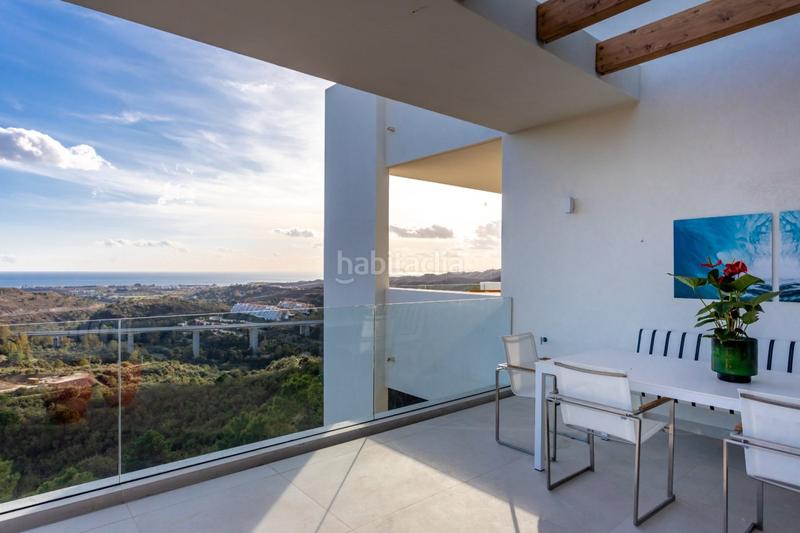 Foto 16b40e93-3395-4737-8b1f-e81c42744722. Ático maravilloso ático con solárium orientado al sur con 3 habitaciones y 3 baños con vistas al mar. en Benahavís