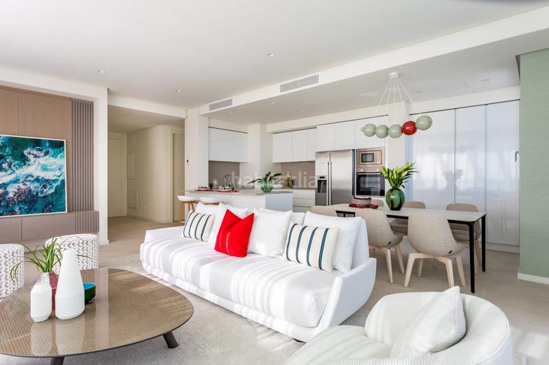 Foto 3d499f7b-dd26-4b72-ac2f-e9f7e54d1e35. Ático maravilloso ático con solárium orientado al sur con 3 habitaciones y 3 baños con vistas al mar. en Benahavís