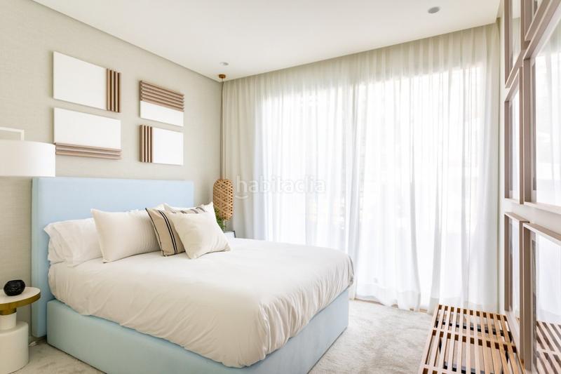 Foto ae822f07-f2c8-4bb4-a0d8-6afada904fd0. Ático maravilloso ático con solárium orientado al sur con 3 habitaciones y 3 baños con vistas al mar. en Benahavís