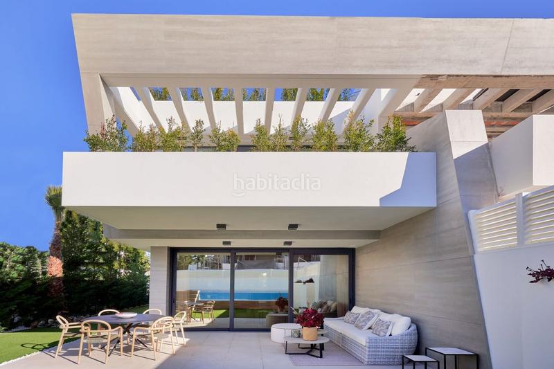 Foto c1b29905-c7cb-484e-bddc-9f80fd4a4ce3. Casa pareada espectacular villa pareada de gran lujo en la zona más exclusiva de toda la costa del sol en Marbella
