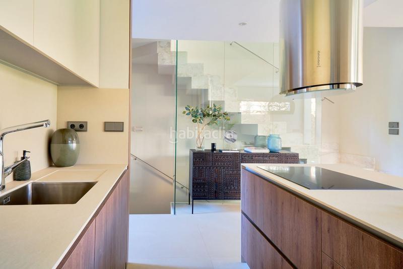 Foto fc69e6b3-a2cc-4210-a6cd-5a7b463a92af. Casa pareada espectacular villa pareada de gran lujo en la zona más exclusiva de toda la costa del sol en Marbella