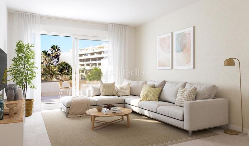 Foto b0c6dc78-40ca-407c-ab11-4d93bc291e37. Apartamento magnífico apartamento en primera planta con una magnífica vista al mar a 150 metros de la playa en Mijas