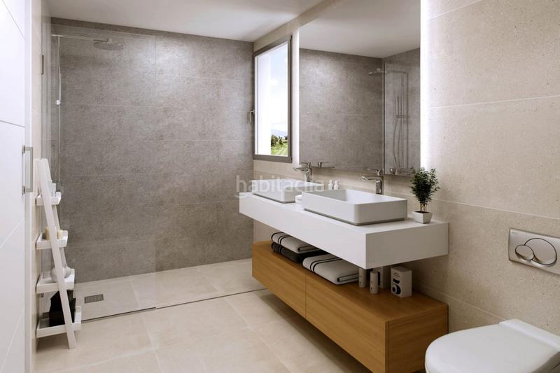 Foto fac40147-d608-443c-8234-ed215122888c. Casa pareada en calle chaparral 12 para entrar a vivir!!! espectacular villa pareada de concepto moderno !!!!!!! en Mijas