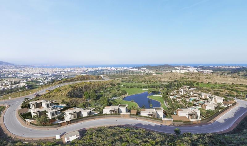 Foto 04241478-f931-494e-903c-856eb369c6d7. Chalet maravillosa villa de lujo rodeada de todo tipo de comodidades en un exclusivo lugar. en Mijas