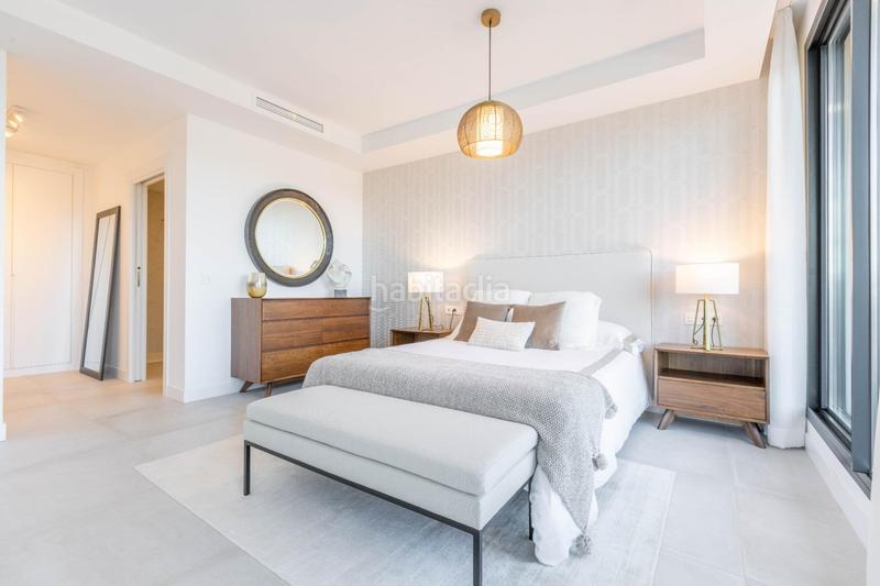Foto 1110249b-44ec-4980-876a-13d8255237d9. Casa adosada te proponemos esta espectacular vivienda con grandes terrazas estratégicamente ubicada en Mijas