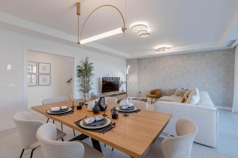 Foto a8865e5f-35cd-42ef-9024-94b819176049. Casa adosada te proponemos esta espectacular vivienda con grandes terrazas estratégicamente ubicada en Mijas