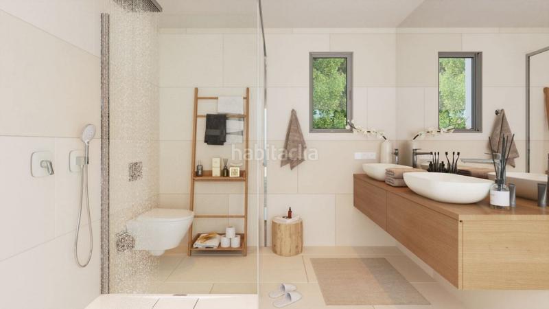 Foto e3c05e1c-00fb-4c00-abbc-20ee77512588. Planta baixa amb calefacció aparcament piscina a Mijas