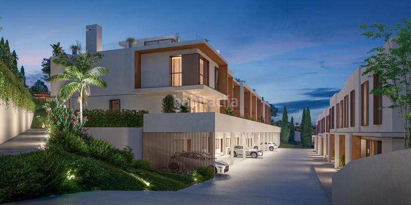 Foto 1636b130-f42b-455a-a4ea-2d76f3d3e675. Casa adosada preciosa casa adosada con bonitas vistas al mar en un lugar maravilloso con todo tipo de servicios en Mijas