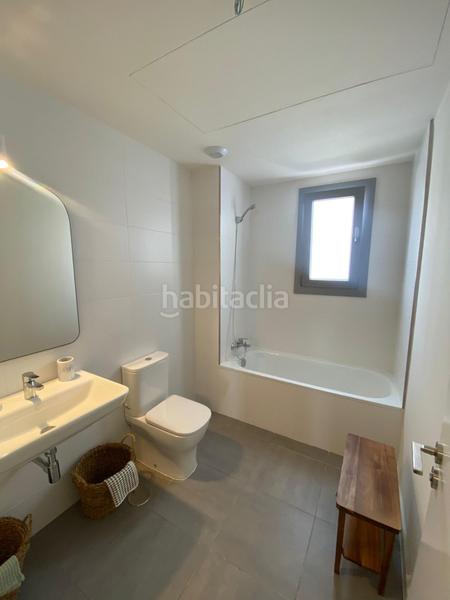 Foto a63d5a79-fe9b-4cb8-b0fd-d97efdd65558. Apartament amb calefacció aparcament piscina a Estepona golf Estepona