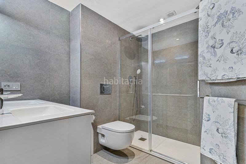 Foto 8a7d5ac5-271f-41e5-abf9-3db3758bc16f. Alquiler piso en avenida del mar 7 espectacular apartamento en 1era linea de playa disponible hasta finales de julio de 2026 en Marbella