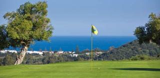 Terreny residencial  Estepona golf. Oportunidad única de adquirir esta fantástica parcela urbana en