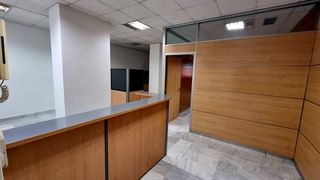 Affitto Ufficio in Nabeul 14. Oportunidad única! estupenda oficina muy luminosa en pleno coraz
