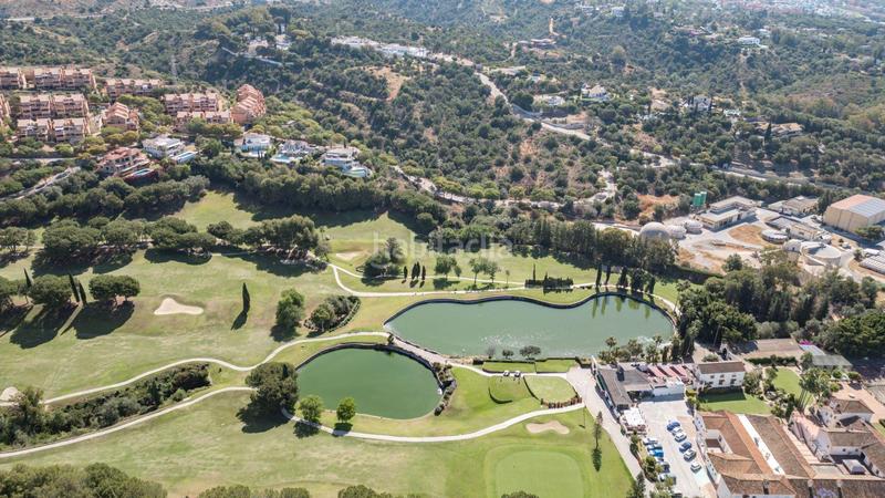 Foto 867763f2-6964-490e-a26e-8052ac71e85b. Chalet preciosa villa moderna con vistas al mar en la prestigiosa zona de santa maría golf cerca de todo en Marbella