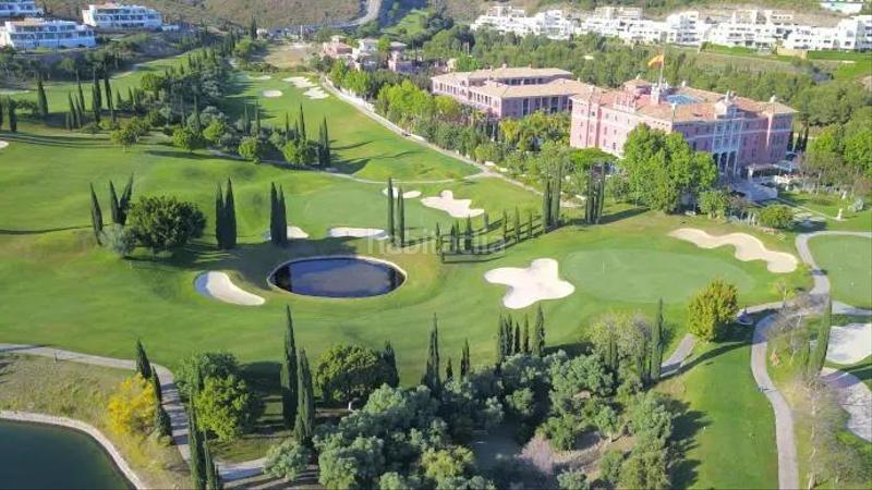 Foto ed302655-e60f-4b9c-b5bd-69a285766f3a. Chalet avec chauffage parking piscine dans El Paraíso Benahavís