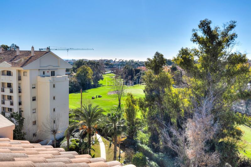 Foto d3a50383-a036-40ee-8a62-d259d7066487. Àtic a calle calle 18a 5 a Guadalmina Alta Marbella