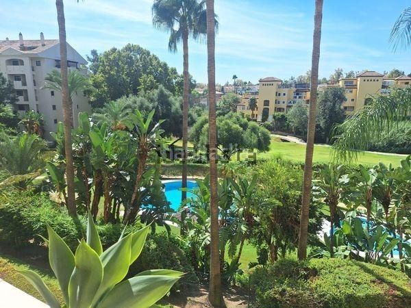Foto e6030482-692c-4107-a0d2-406eecbfa8e3. Àtic a calle calle 18a 5 a Guadalmina Alta Marbella