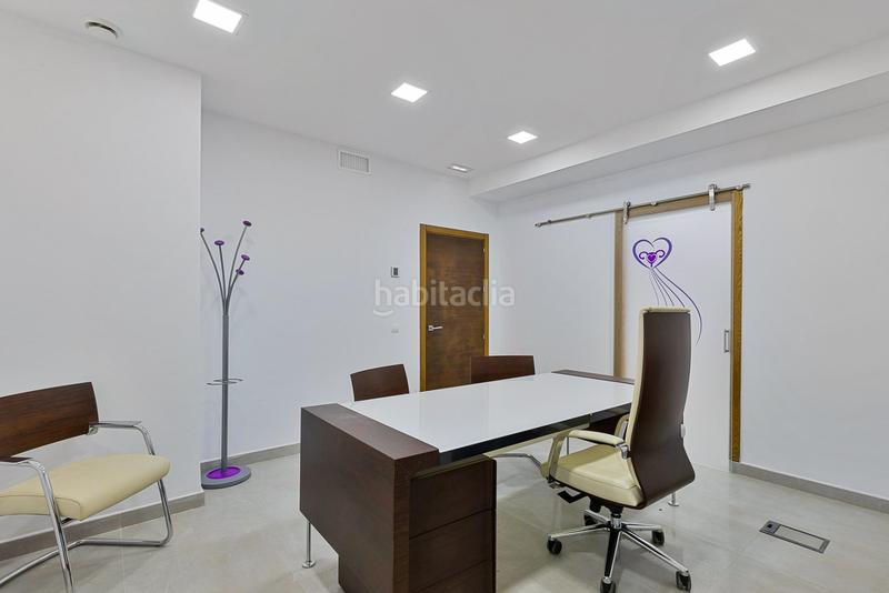 Foto 23ca3fa9-3ff8-4ec6-9207-71866ac1c0d8. Alquiler local comercial en calle nuestra sra de gracia 9 espectacular local comercial acondicionado como clínica sobre más de ciento veinte metros cuadrados en Marbella