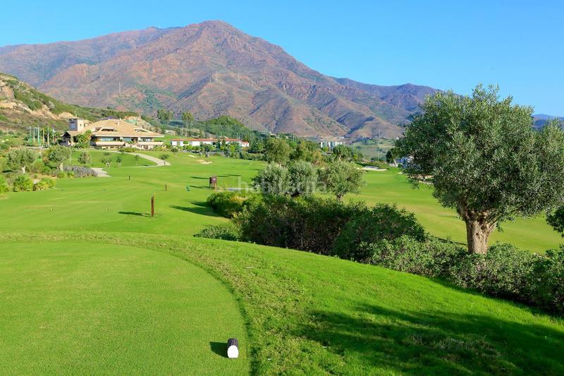 Foto 51dc86b7-ff2a-42ba-8e93-bb4dd434c12e. Chalet in urbanizacion urbanización valle romano 4 in Estepona