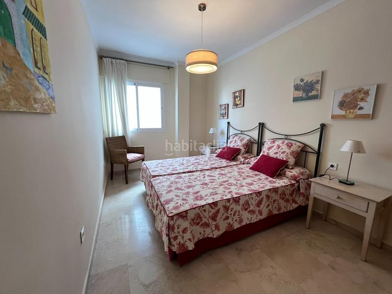 Foto bdac20ef-a898-43bf-b0ff-81668f0ce585. Miete appartement in pasaje goyo 1 in Playa Bajadilla - Puertos Marbella