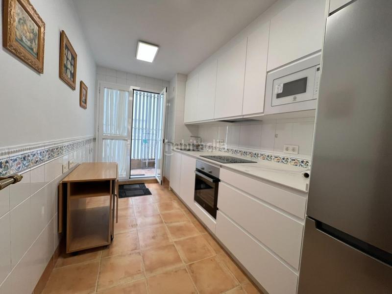 Foto bde838d3-0bd7-40e9-8beb-297f9468300e. Miete appartement in pasaje goyo 1 in Playa Bajadilla - Puertos Marbella