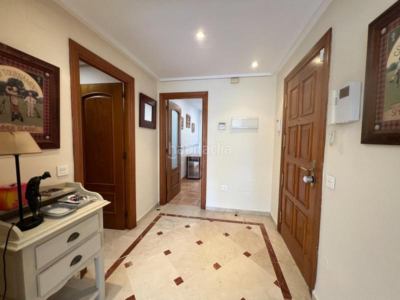 Foto eea5d761-5577-4b0b-aa88-46b48281ab36. Miete appartement in pasaje goyo 1 in Playa Bajadilla - Puertos Marbella