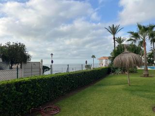 Miete Erdgeschoss  Cadiz de torrenueva 2. Precioso apartamento en primera línea de playa con vistas latera