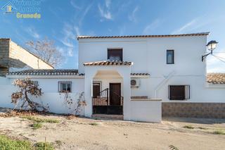Xalet a Loja. Hermosa casa con 4 dormitorios en loja
