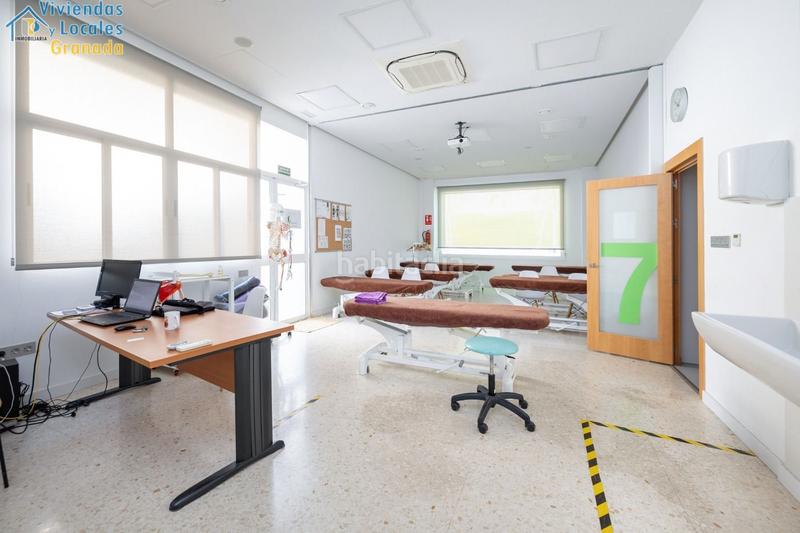 Foto 207bf4cf-a764-4f2b-a5bd-66a1009f763e. Local comercial a Cervantes Granada