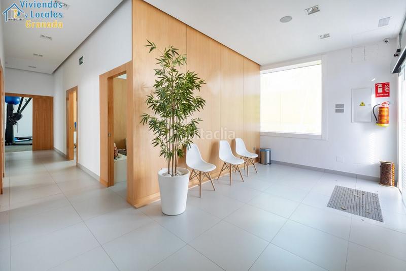 Foto 4c9ba350-ac3d-44f0-b790-7945b34764d8. Local comercial a Cervantes Granada