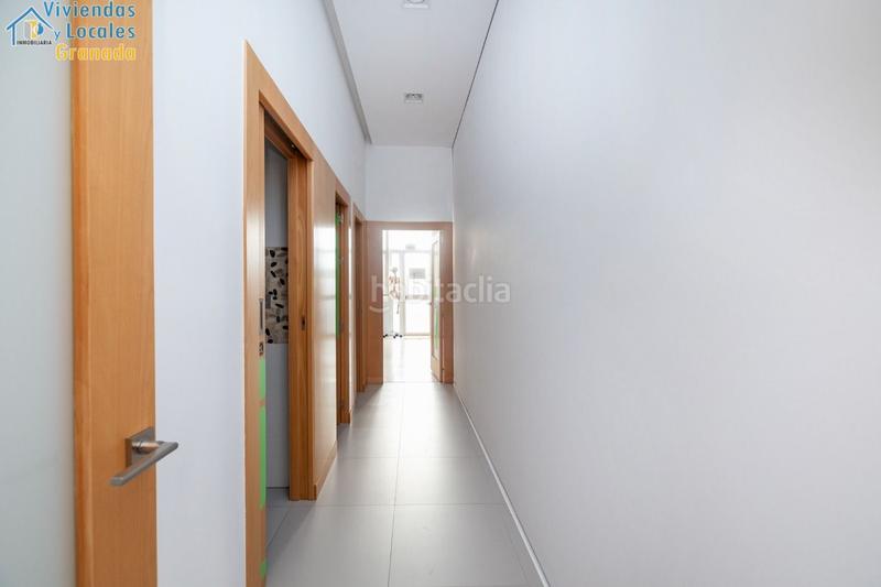 Foto 59accf47-6042-4ccc-80a9-60b010b249f0. Local comercial a Cervantes Granada