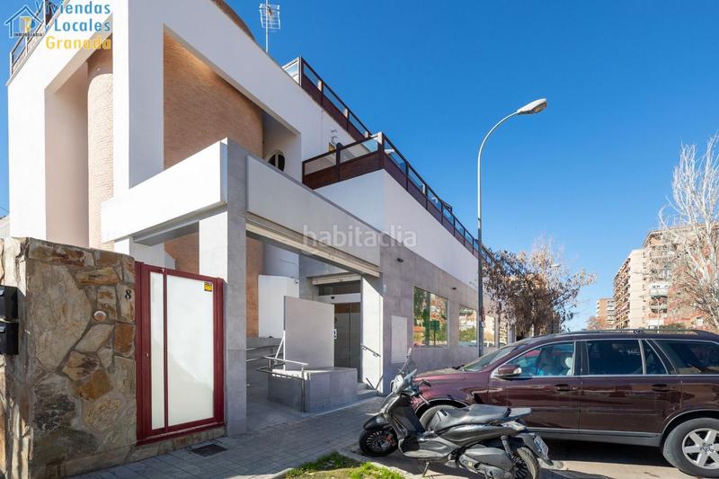 Foto 90404f28-dc8f-4b4d-a3d2-522931a8147c. Local comercial a Cervantes Granada