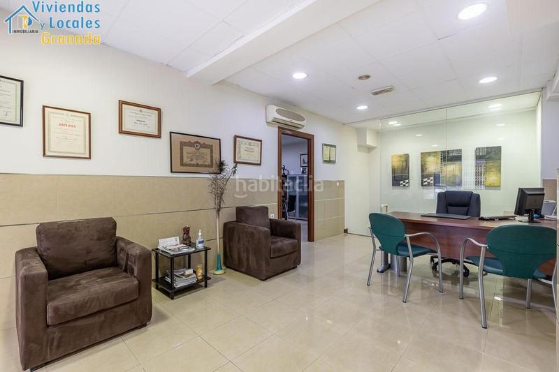 Foto bb0af197-8462-4529-8d70-637e0df7ef6c. Oficina local en plaza de torros. en Plaza de Toros Granada