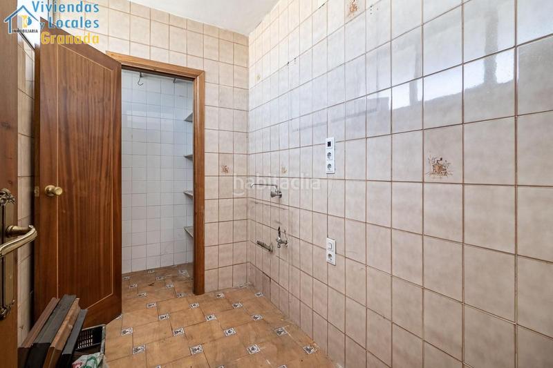 Foto 41a5c920-8960-45a1-b134-9ca54d0f01da. Masía casa con terreno y nave en Santa Fe