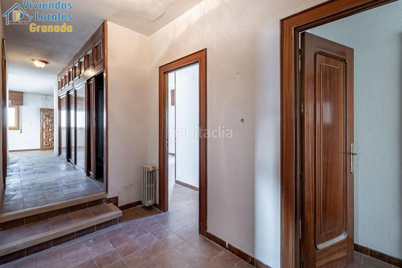 Foto 70e7f3ee-4dad-4583-a39a-959960ec7b9f. Masía casa con terreno y nave en Santa Fe