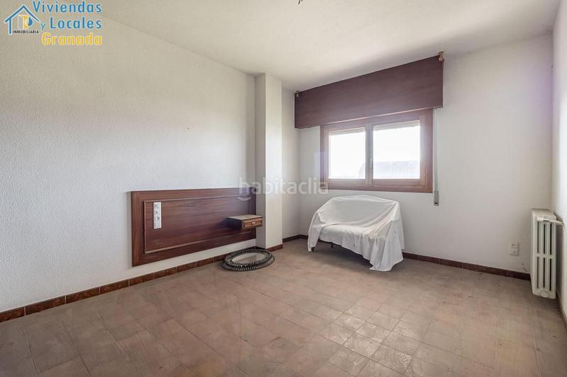 Foto 9589c372-d9c4-4722-a530-f69a019ec5fc. Masía casa con terreno y nave en Santa Fe