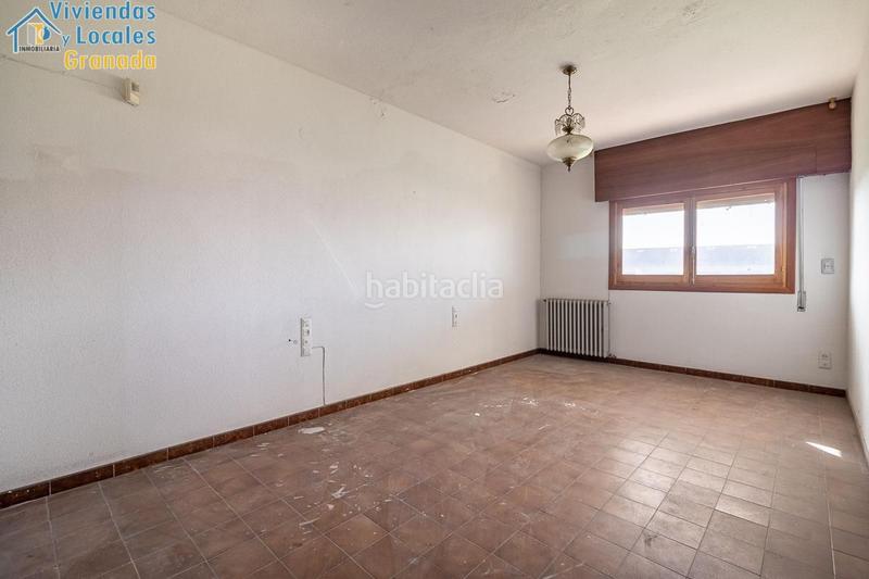 Foto be85439c-aec7-4d81-92a0-9f6d8004b111. Masía casa con terreno y nave en Santa Fe