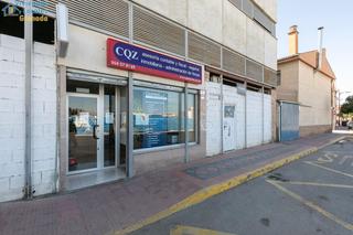 Local Comercial  Calle lerida. Alquiler con opción a compra! local comercial en armilla junto i