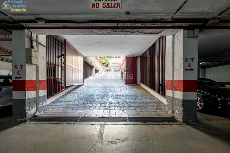 Foto 2ce798a4-f3c8-4210-8f6a-9d2602e0ab82. Posto auto in Angustias - Chana - Encina Granada