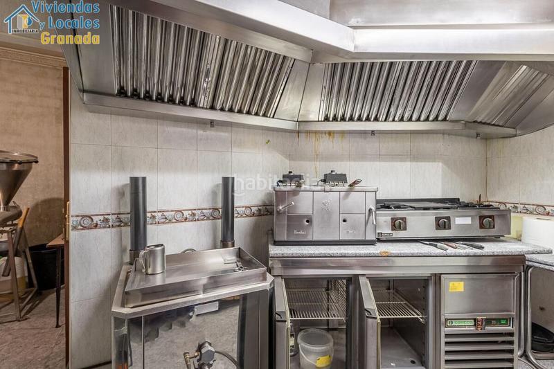 Foto bc8ffadd-b97b-4af3-a381-d138fb5f6ee5. Local comercial a Plaza de Toros Granada