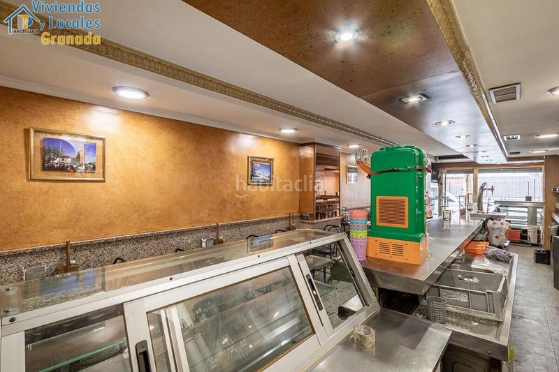 Foto dd22dd09-fe8b-4ce9-b03d-b436609b50bd. Local comercial a Plaza de Toros Granada