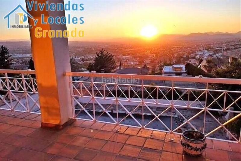 Foto 54003488-9f54-49cc-85be-e8823823273e. Chalet espectacular chalet con piscina y vistas a la ciudad en Monachil
