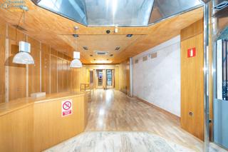 Local commercial à Sierpe baja 1. !!!!atencion inversores!!! se vende local comercial céntrico jun